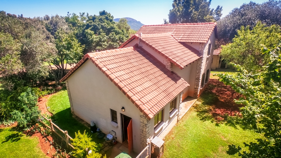 To Let 3 Bedroom Property for Rent in The Coves North West